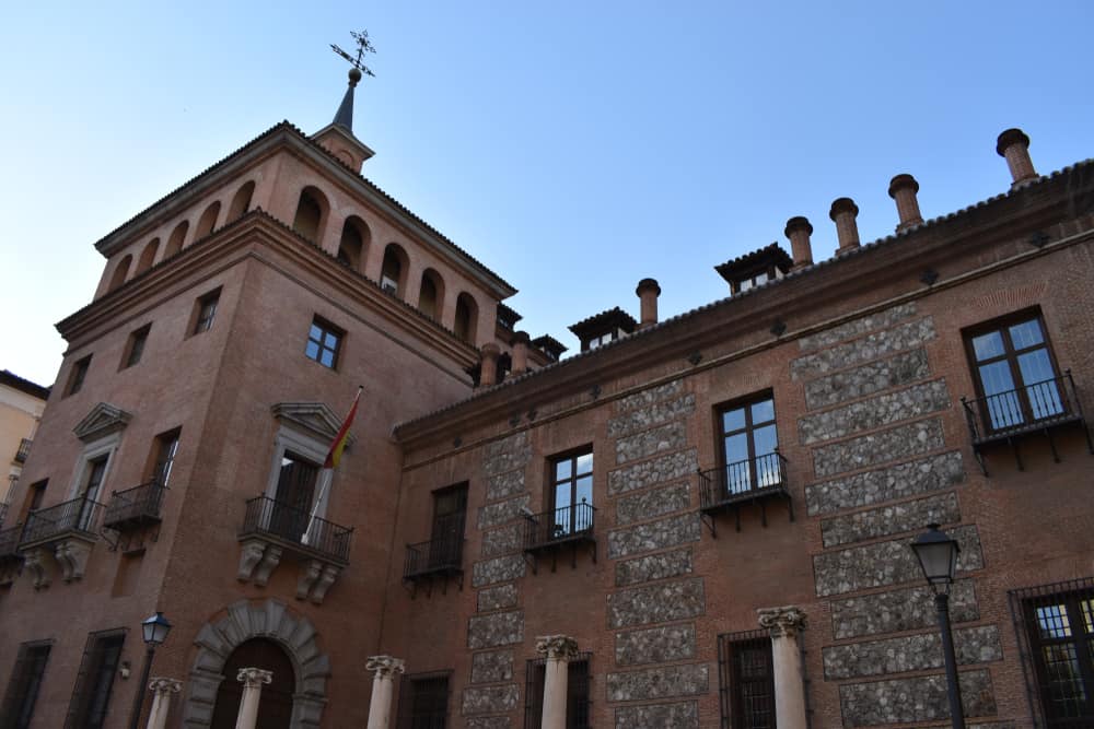 Casa de las Siete Chimeneas - Madrid i Spanien