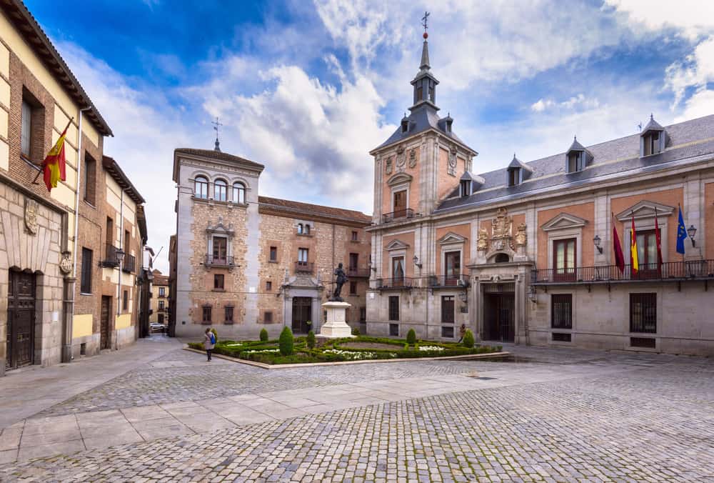 Plaza de la Villa - Madrid i Spanien