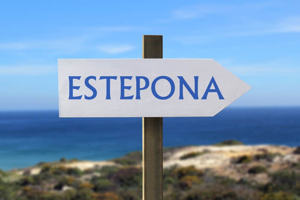 Vejskilt til Estepona - Costa del Sol i Spanien